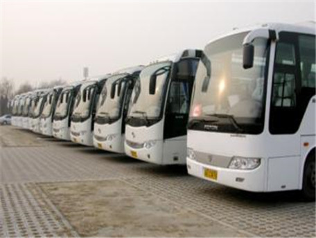 盛夏用車鄭州大巴車租賃用車要注意的事